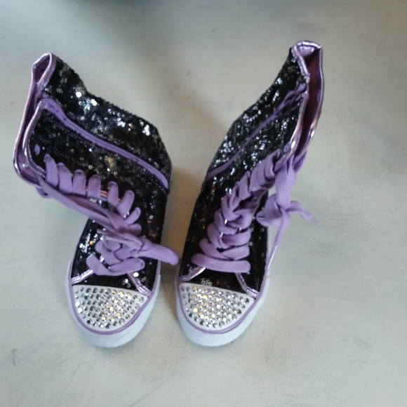 SOLD NWOT sequence boots. - Picture 2 of 3